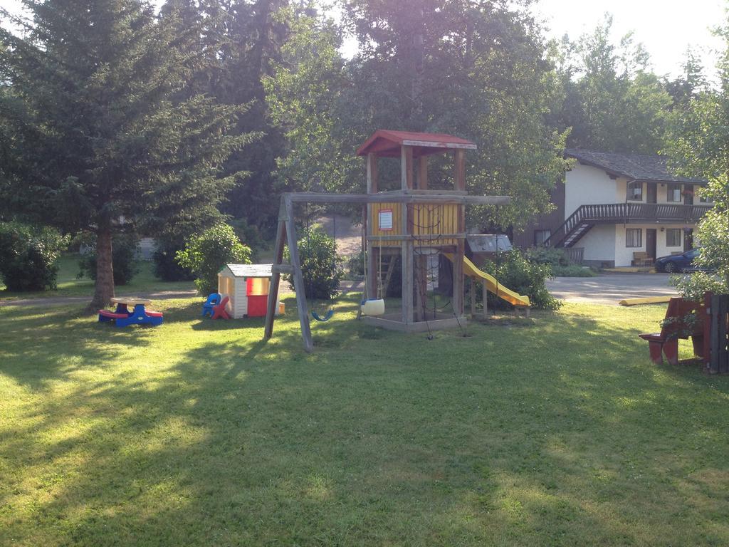 The Gateway Inn Canmore Bagian luar foto