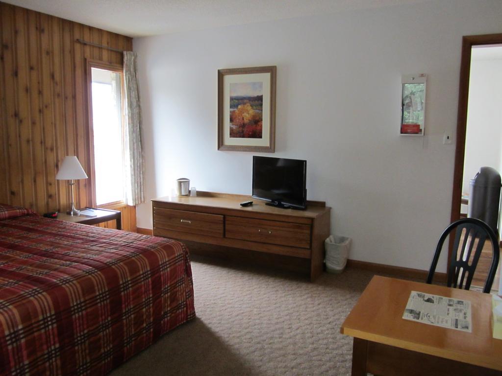 The Gateway Inn Canmore Ruang foto