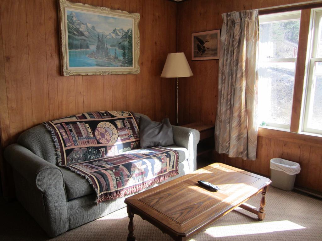 The Gateway Inn Canmore Bagian luar foto