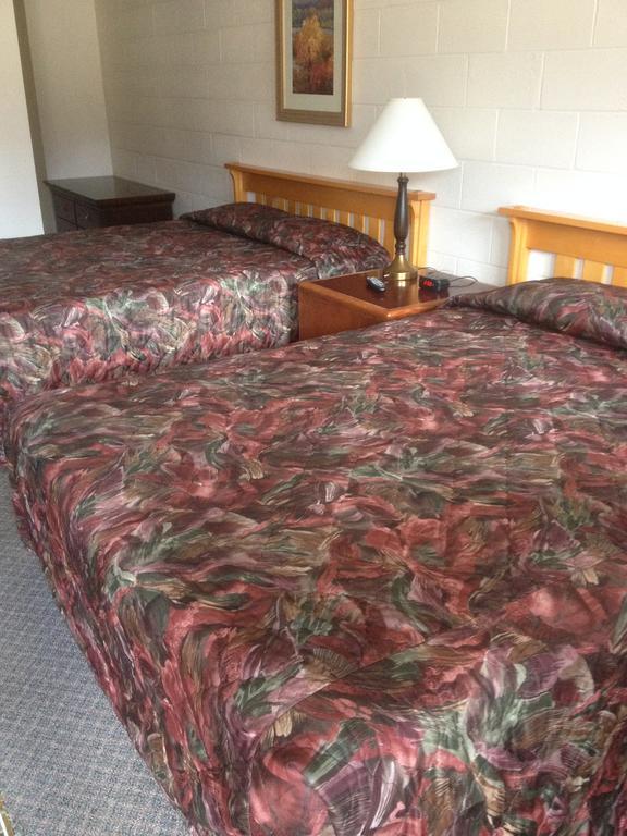 The Gateway Inn Canmore Bagian luar foto